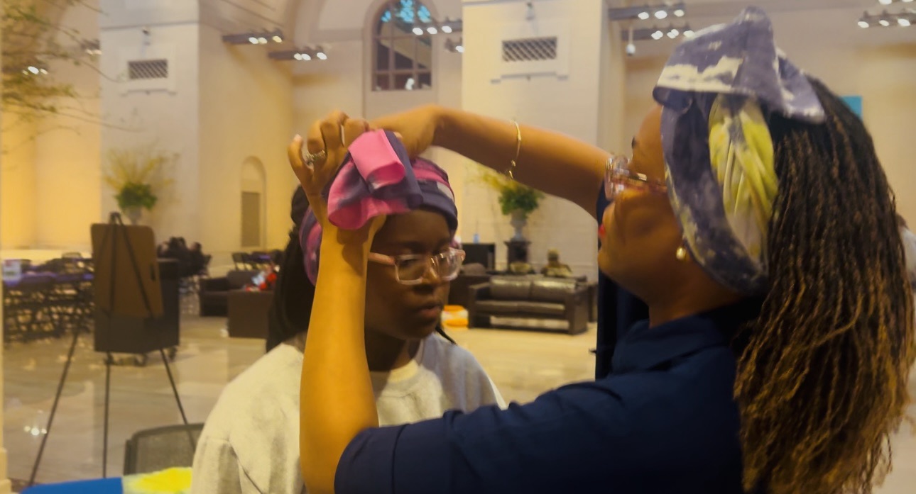 Keep the art of a headwrap for mental wellness!
